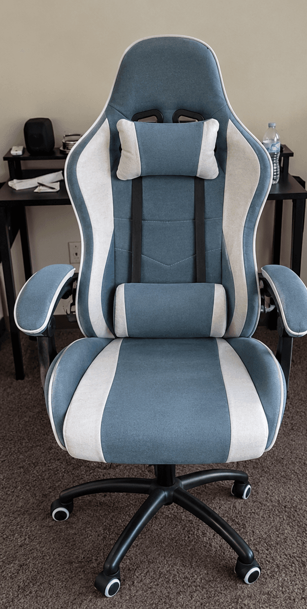 Fauteuil gaming gris et blanc à Versailles — 100 €