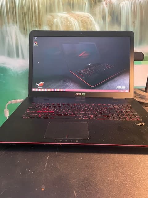 Vend portable ASUS G771JM à Auxonne — 198 €